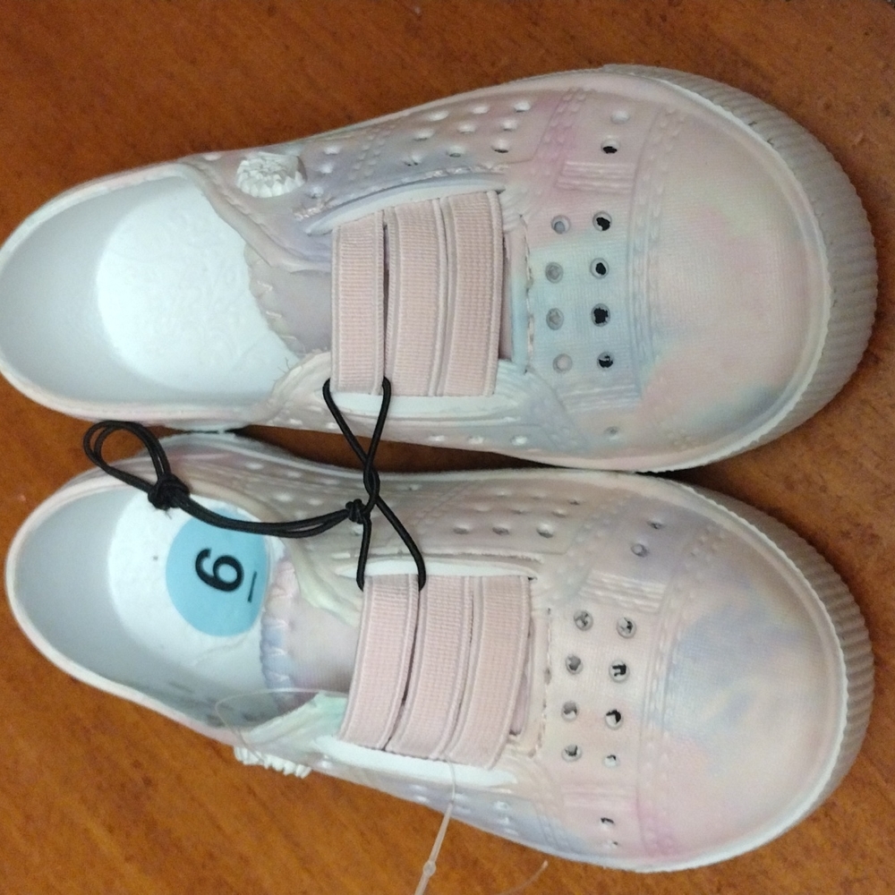 Shoes 6c